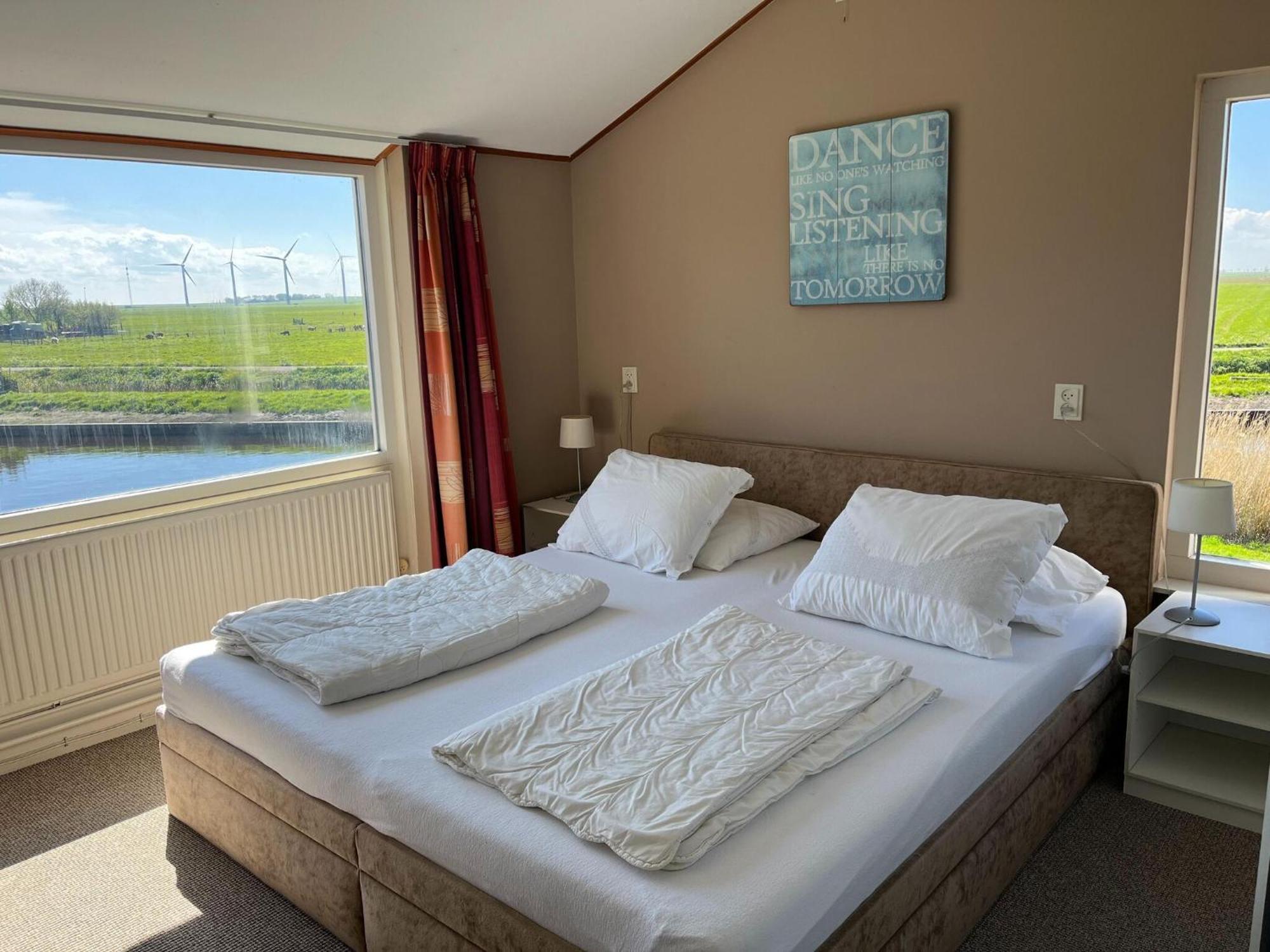 Delightful Holiday Home In Warns With Jetty Esterno foto
